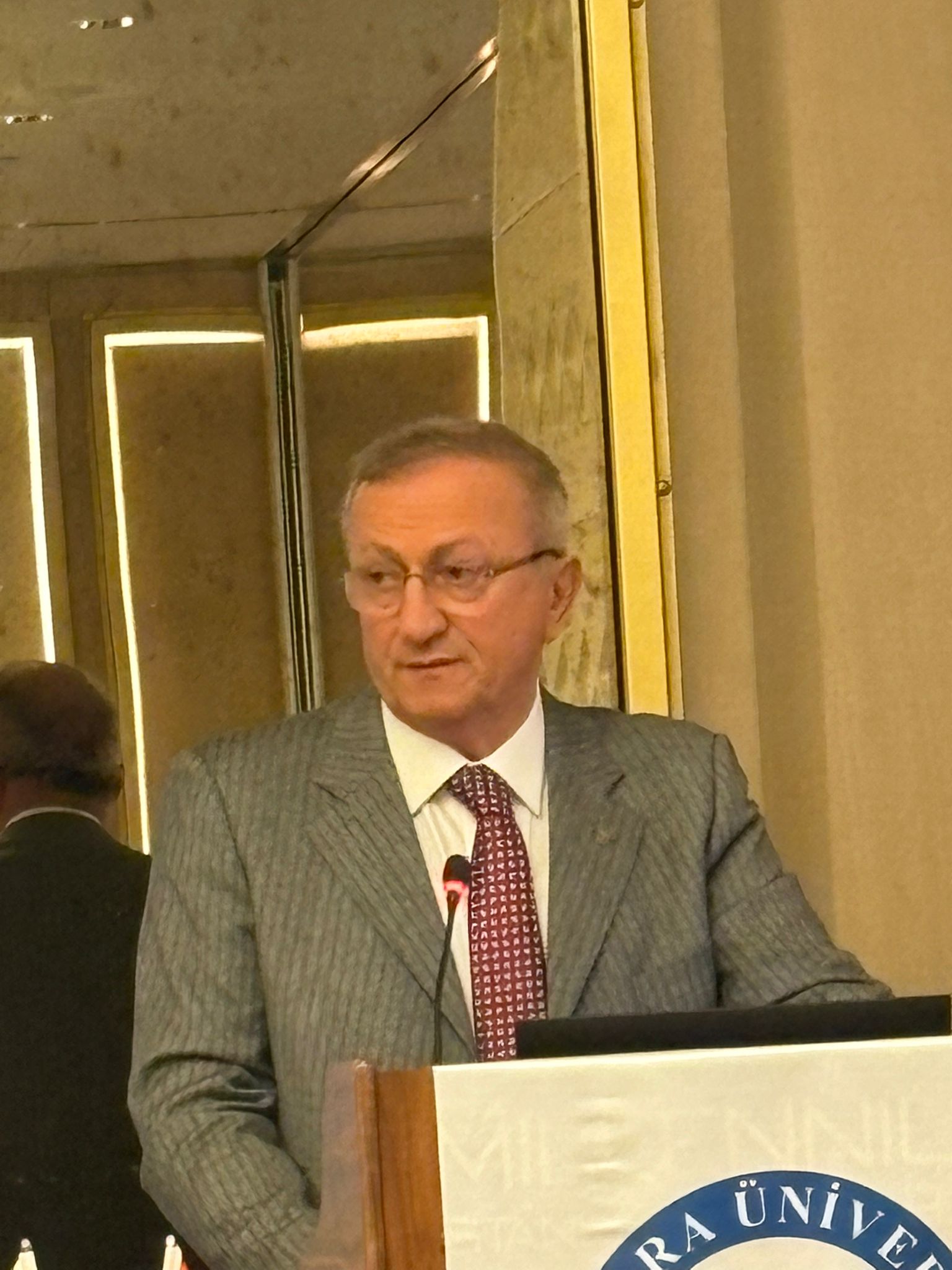 “Deniz Ticareti ve Sigorta Hukuku Sempozyumu”