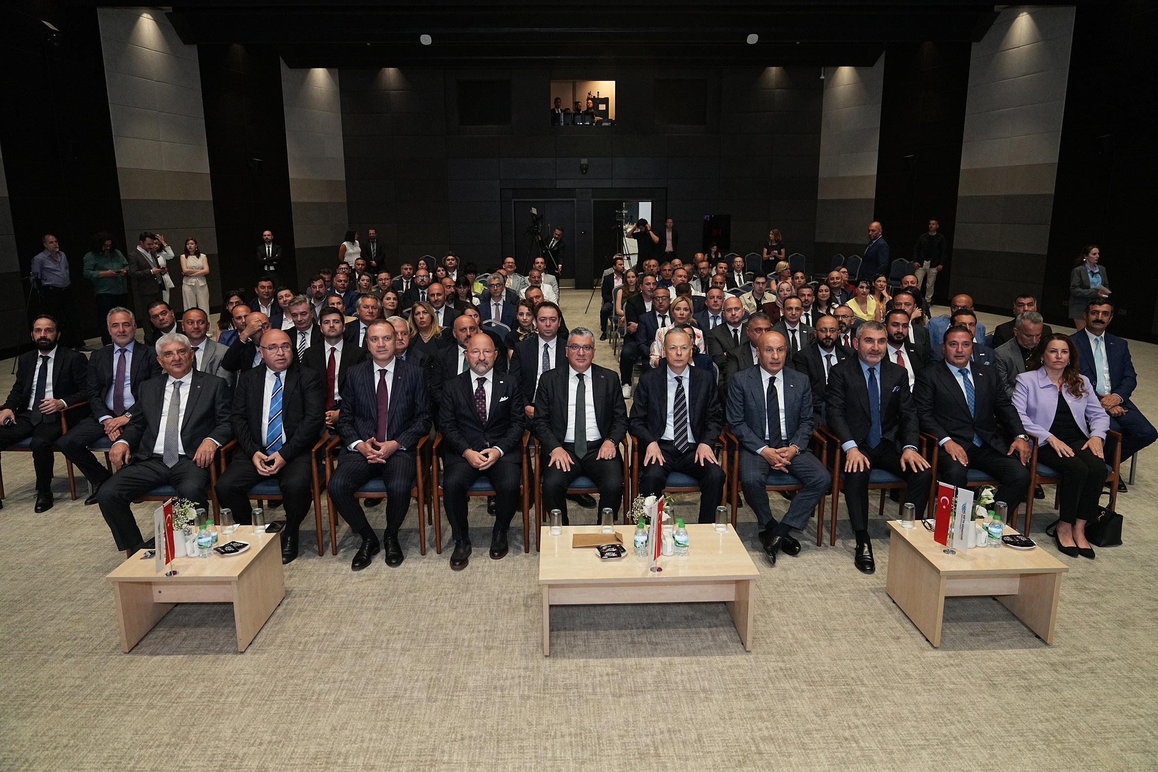 Denizcilik Sektörünün İhracat Şampiyonları Ödüllerini Aldı