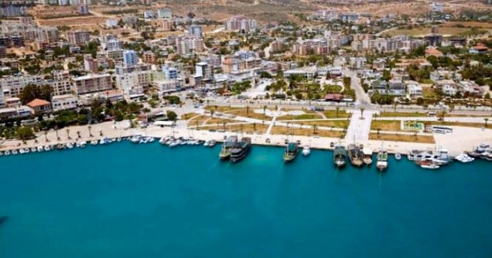 Taşucu Limanı'ndan Suriye ve Lübnan'a gemi seferleri yapılıyor