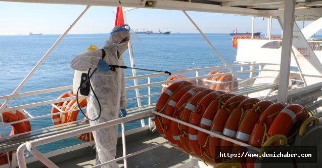 İskele ve Deniz Ulaşım Araçları, Kartal Belediyesi ekiplerince dezenfekte edildi