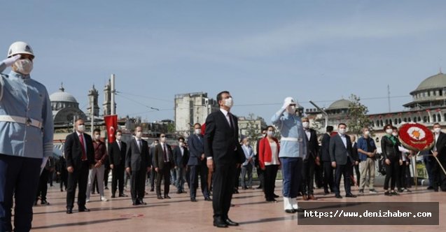 19 Mayıs Atatürk’ü Anma, Gençlik ve Spor Bayramı Taksim'de kutlandı