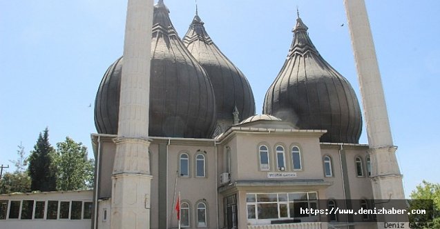 İzmir'de camilerden korsan müzik yayınına tepkiler sürüyor!