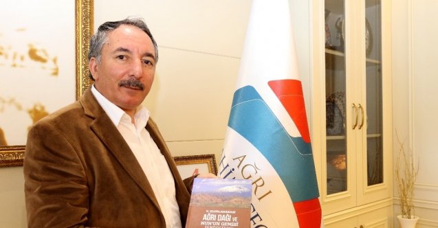 Uluslararası Ağrı Dağı ve Nuh’un Gemisi Sempozyumu’nun basılı kitabı bilim insanlarının hizmetine sunuldu