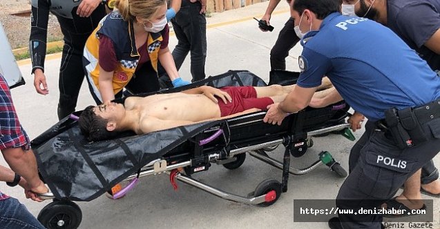 Denize giren çocuk boğuldu, kendisini kurtarmaya çalışan ağabeyi son anda kurtarıldı!