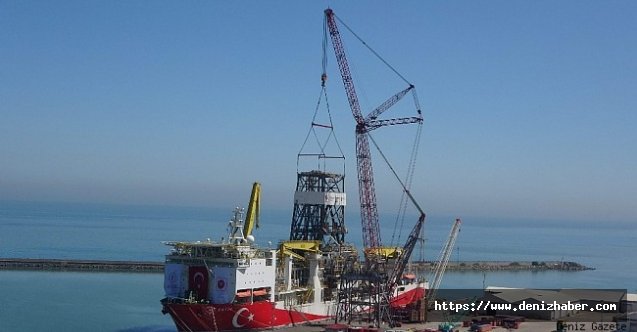 Karadeniz'e geçerken sökülen kuleleri Trabzon'da yerine monte ediliyor!