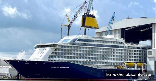 Meyer Werft tersanesi dünyanın en yeni kruvaziyer gemisini suya indirdi!