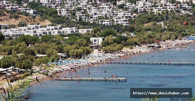 Türkiye'nin en temiz koylarından Kargı'da denizin, güneşin tadını doyasıya çıkarıyorlar!