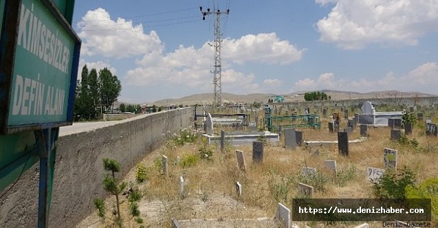 Van Gölü'nde batan teknede boğulanlar kimsesizler mezarlığına defnediliyor!