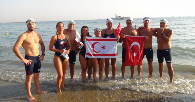 Barış için, KKTC'den Mersin'e 100 km kulaç attılar