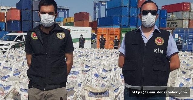 Kolombiya'dan gelen gemiden gübre çuvallarına gizlenmiş 228 kilo kokain çıktı!