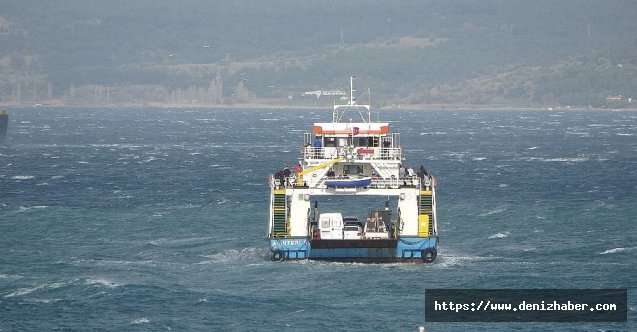 Şiddetli lodos etkili oluyor, feribotlar beşik gibi sallanıyor!