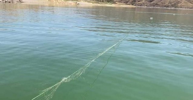 Kaçak avda kullanılan 2 bin metre ağ ele geçirildi, balıklar tekrar suya salındı