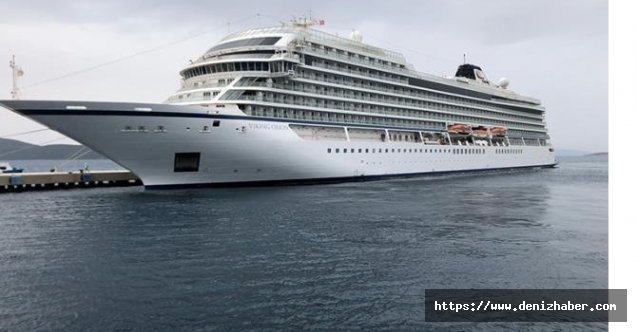 Norveç kruvaziyer gemisi ikmal için Bodrum'a demir attı