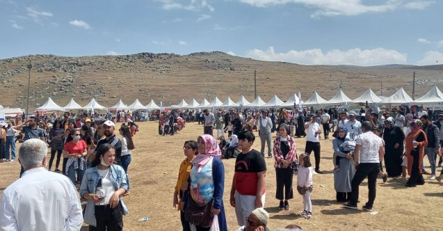 Iğdırlılar soluğu 2. Balık Gölü Festivali’nde aldı