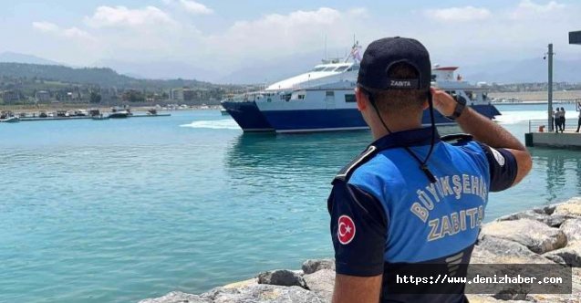 Hatay KKTC arasında düzenli sefer yapacak olan Hatay Deniz Otobüsü (HADO) ilk seferine çıktı.