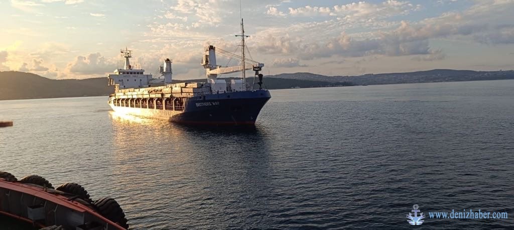 BROTHERS WAY İstanbul Boğazı geçişinde arızalandı