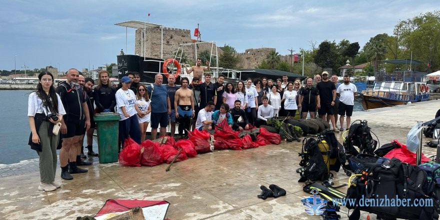 Sinop’ta denizin altından çıkan çöpler şaşırttı