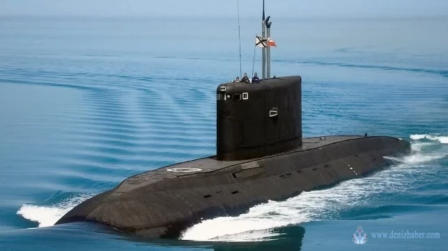 Ukrayna, Rus Denizaltısını Batırdığını İddia Ediyor