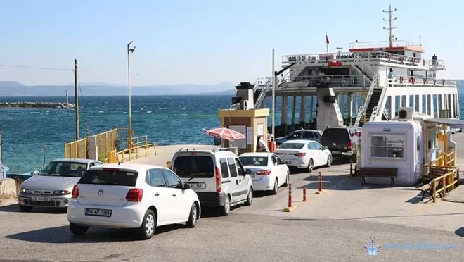 Çanakkale'de feribot ücretlerine büyük zam