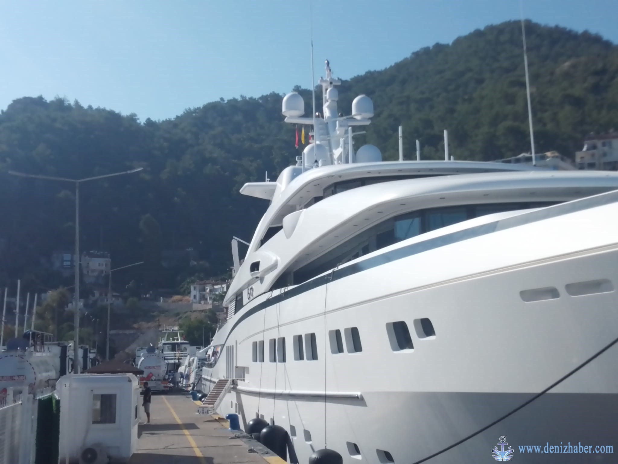 Hint milyarderin yatı Fethiye'de... 165 ton yakıt ikmali yapıldı