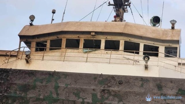 Rus Balistik Füze Saldırısı Odesa Limanında İki Gemiye Zarar Verdi