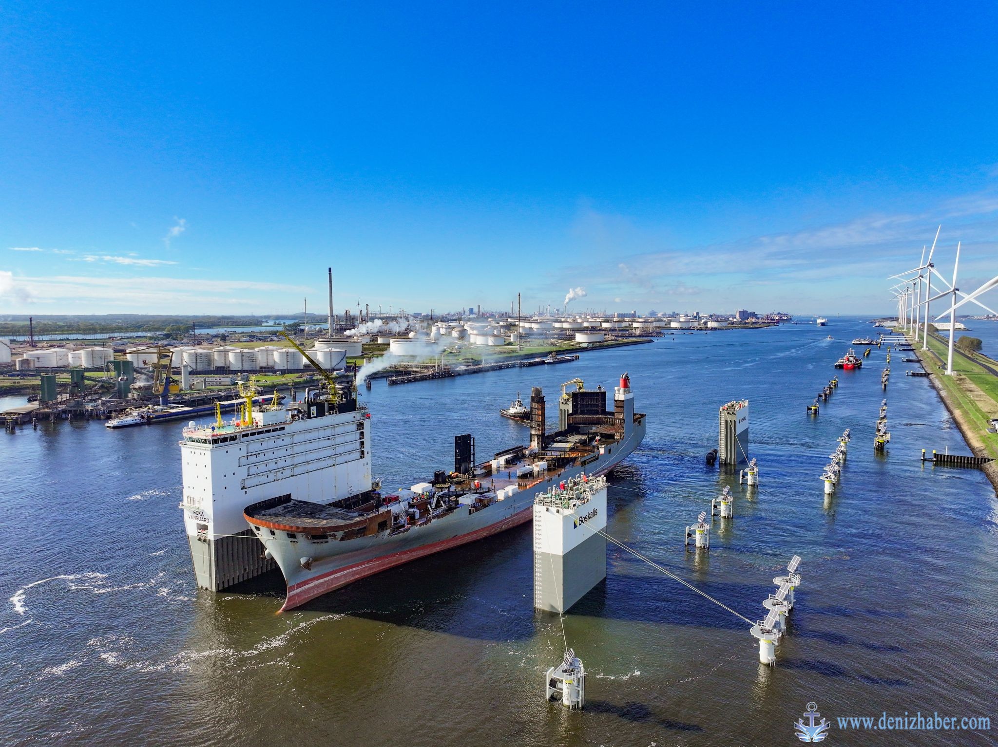 Friday Shipbrokers, Boskalis ile Çin'e Onarım İçin Gemi Taşıma Anlaşması İmzaladı