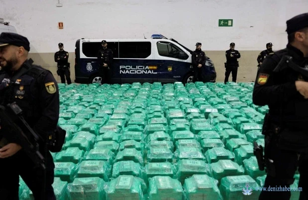 İspanya limanında bir gemide 3 ton kokain ele geçirildi