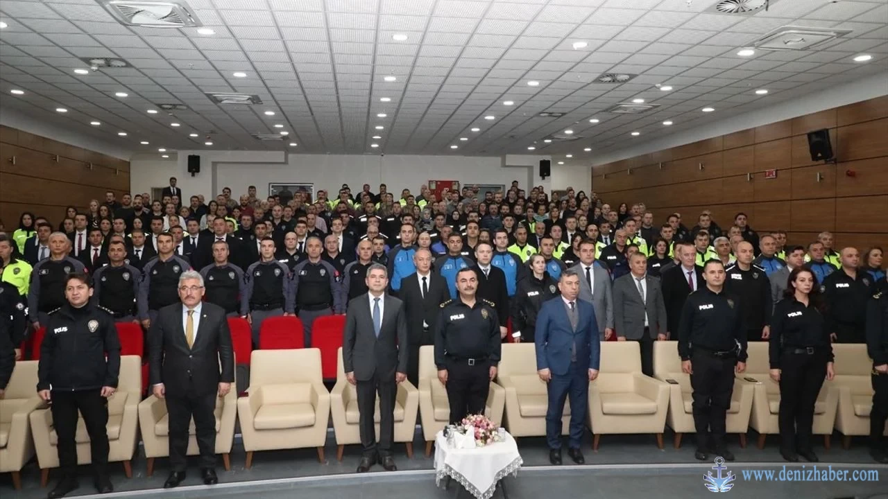 Samsun'da 20 polis memuru gemi adamı sertifikası aldı
