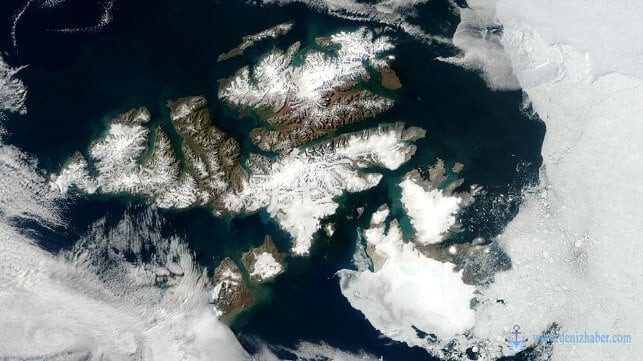 Arktika, küresel ortalamanın neredeyse dört katı daha hızlı ısınıyor!