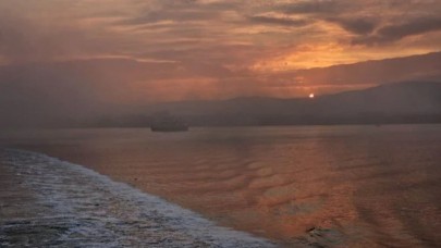 Çanakkale Boğazı'nda gemi geçişleri çift yönlü kapatıldı