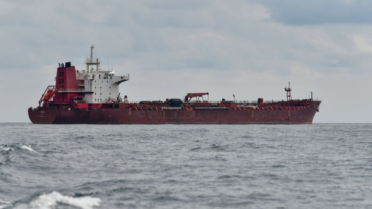 Yemen Kızıldeniz’de Petrol Tankerlerine  Ambargoyu Kaldırdı