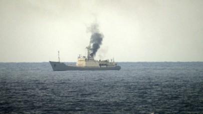 Akdeniz’de Rus Casus Gemisinde Yangın Korkusu