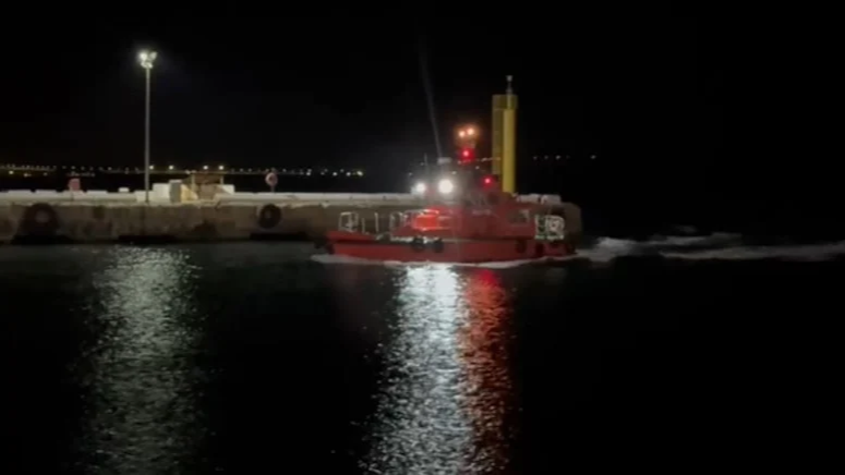 Çanakkale Boğazı'nda Kılavuz kaptan denize düştü!