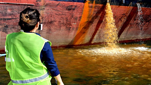 Mersin'de Denizleri Kirleten Gemilere 16 Milyon Dolar Ceza