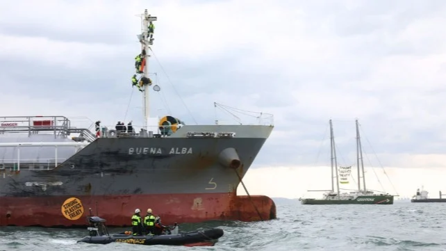 Greenpeace aktivistleri Güney Kore'de davalık oldu