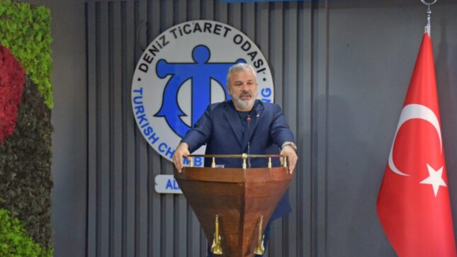 Şimşek:"Aliağa Limanları Elleçlemede Liderliğini Sürdürüyor"