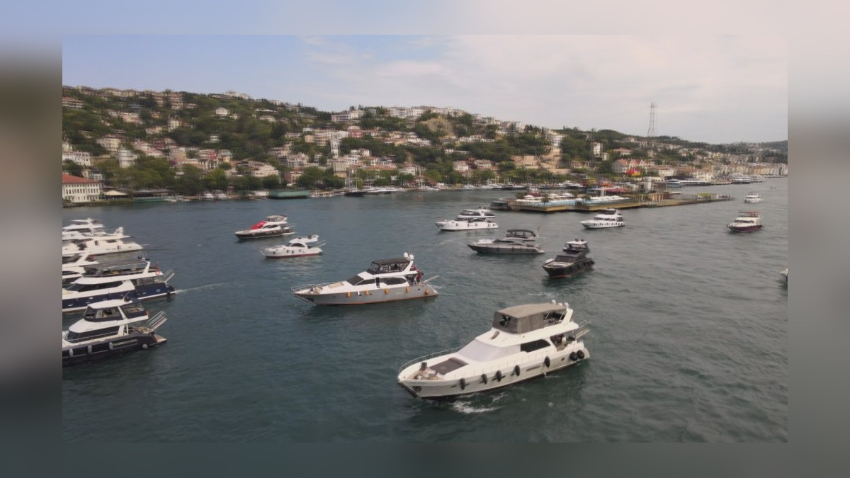 Boğaz’daki turizm yatları Kabotaj Bayramı’nda sorunlarını haykırdı