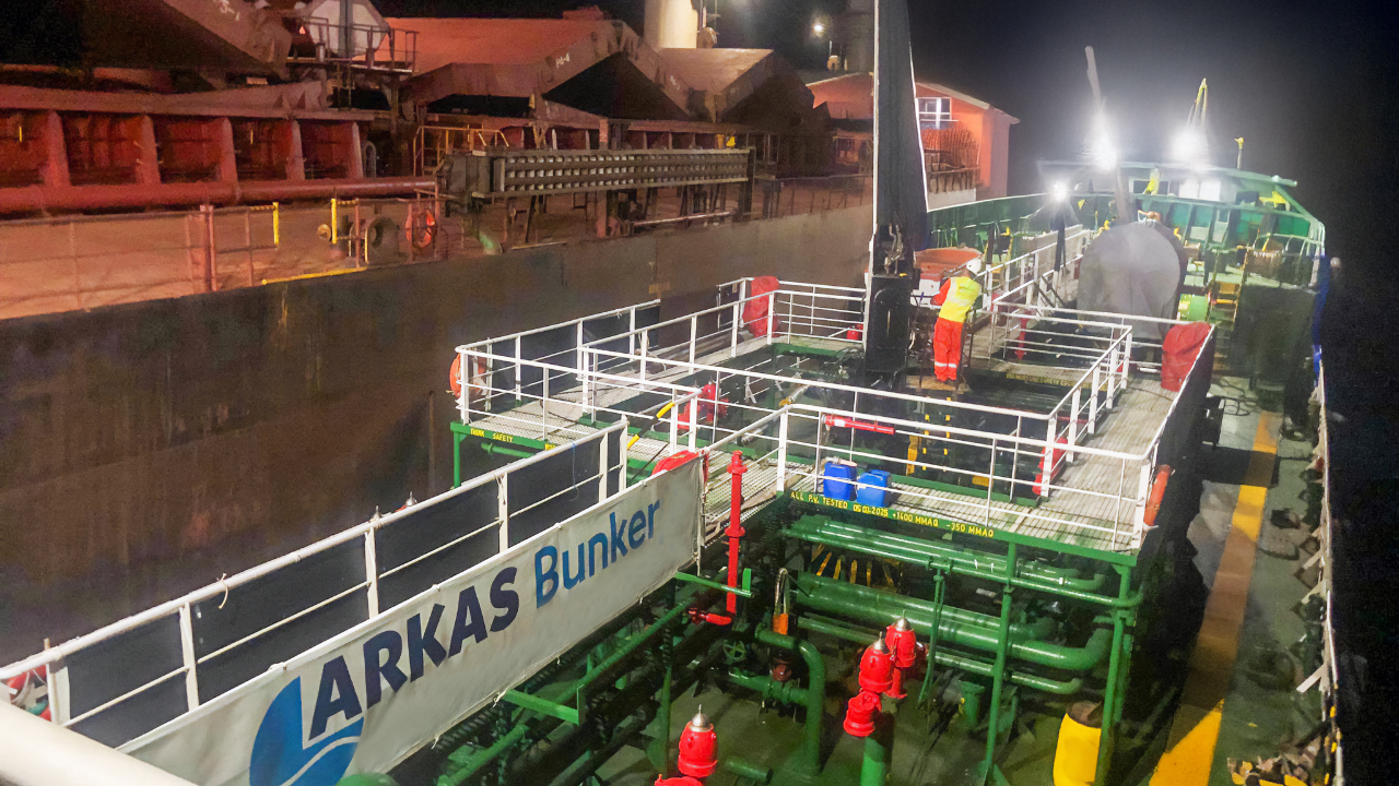 Denizcilik Yeşile Dönüyor: 200 Tonluk Biyoyakıt İkmali
