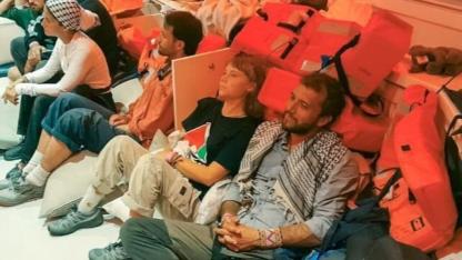 İsrail, Gazze’ye gitmek isteyen Sumud filosunu durdurdu