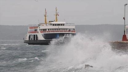 Deniz ulaşımına fırtına engeli: İşte iptal edilen seferler