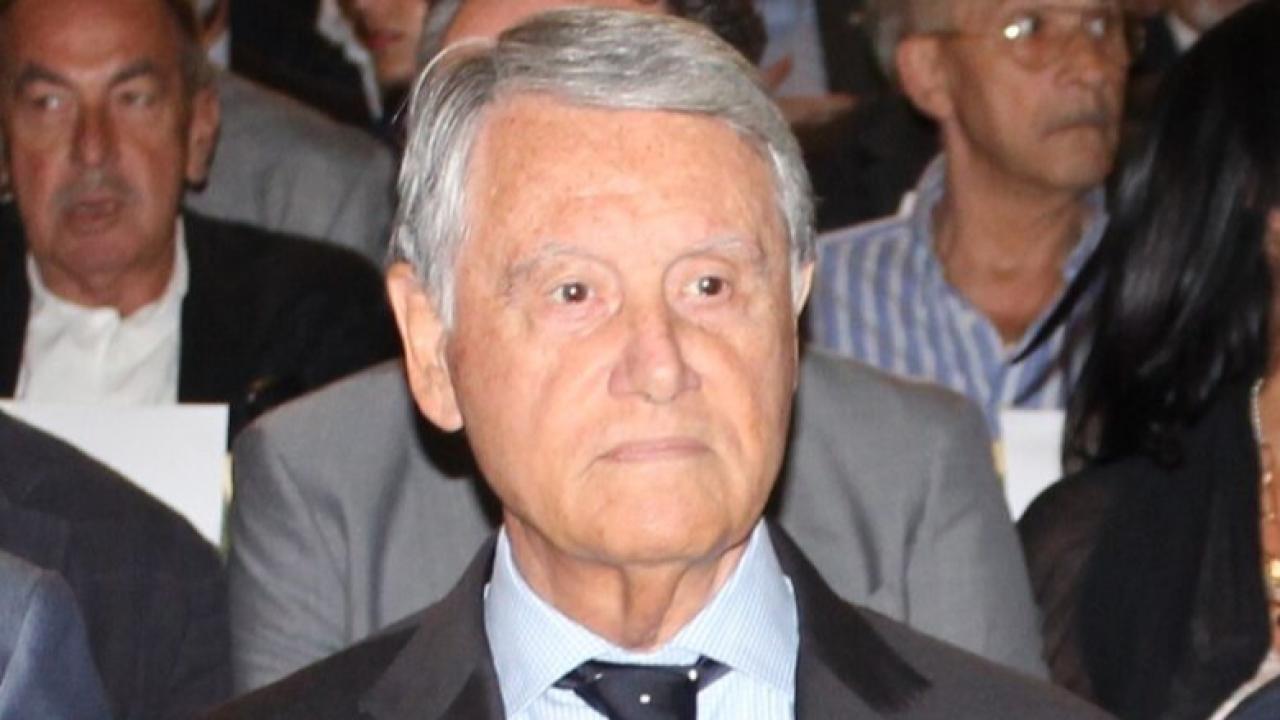 Aponte İmparatorluğu Çocuklarına Devredildi